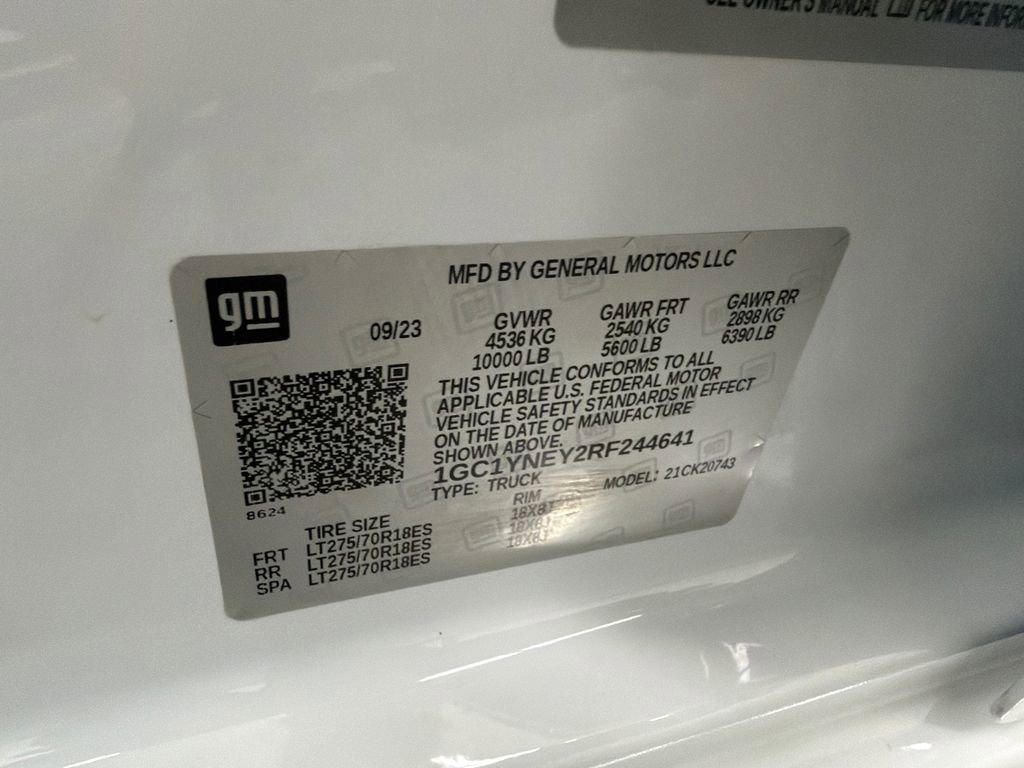 Used 2024 Chevrolet Silverado 2500 LT AWD/4WD image 35