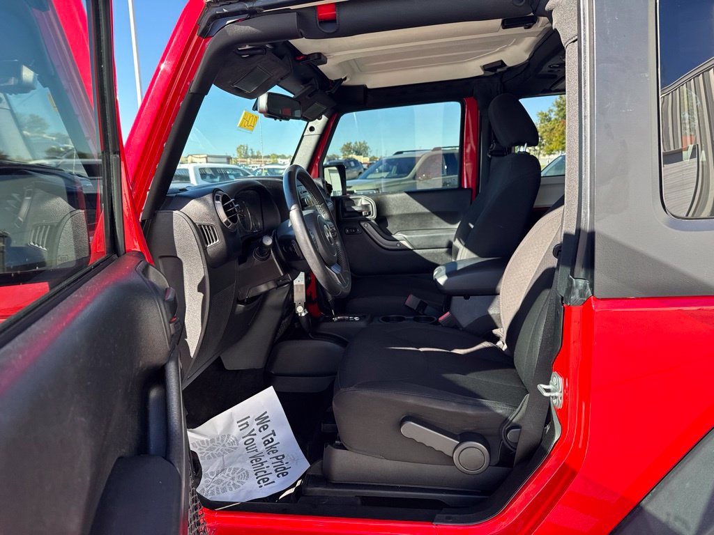Used 2018 Jeep Wrangler Sport AWD/4WD image 28
