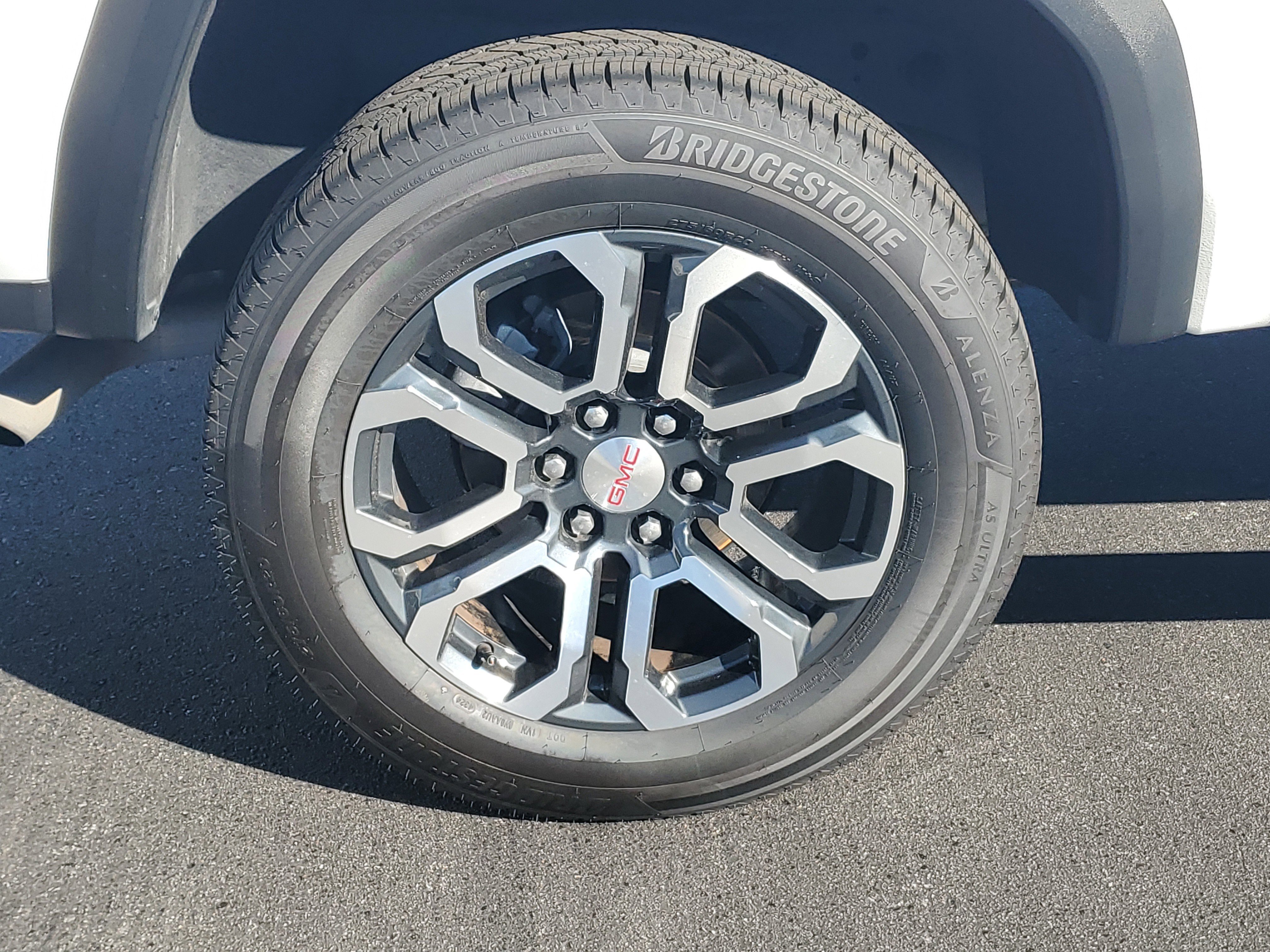 Used 2023 GMC Canyon AT4 w/ AT4 Premium Package image 7