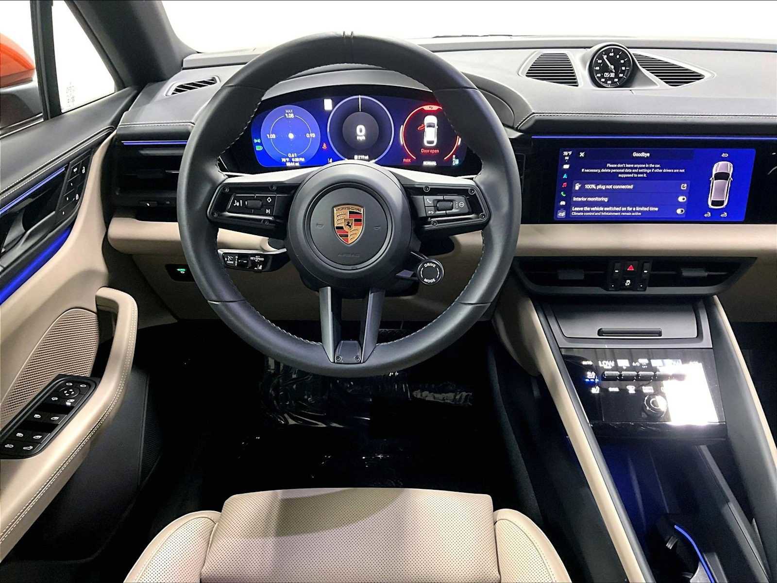 Used 2025 Porsche Macan Electric image 16