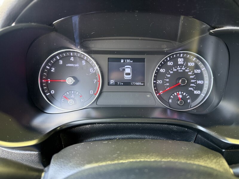 Used 2021 Kia Forte LXS FWD image 21