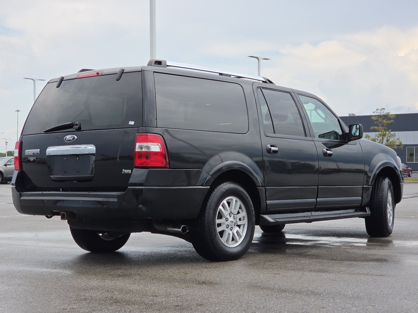 Used 2014 Ford Expedition EL Limited AWD/4WD image 16