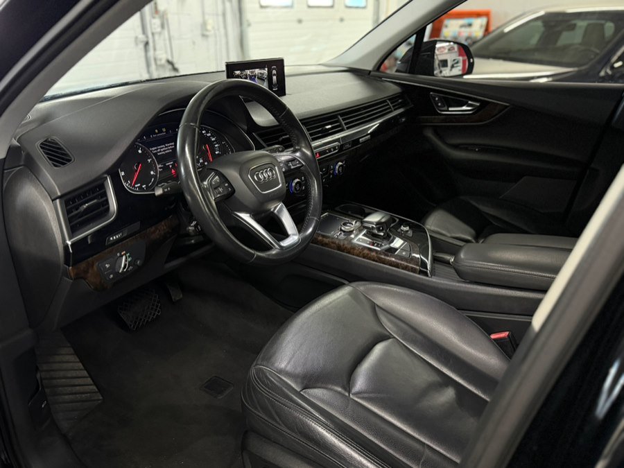Used 2017 Audi Q7 3.0T Premium AWD/4WD image 15