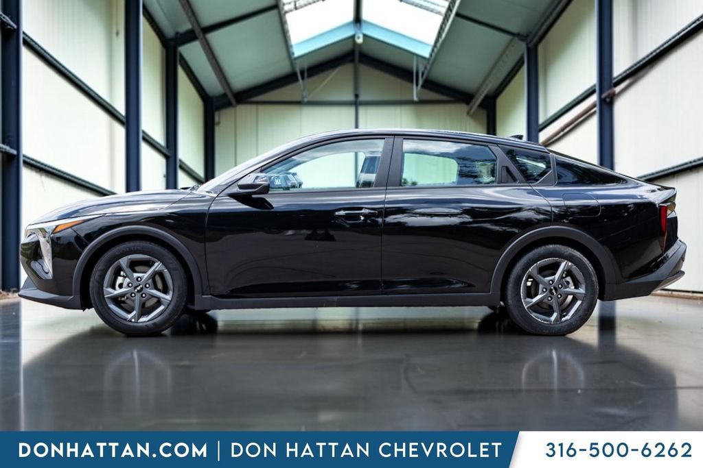 Used 2025 Kia K4 FWD video 2