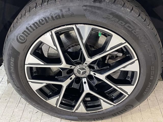 Used 2025 Mercedes-Benz GLC 350e 4MATIC image 15