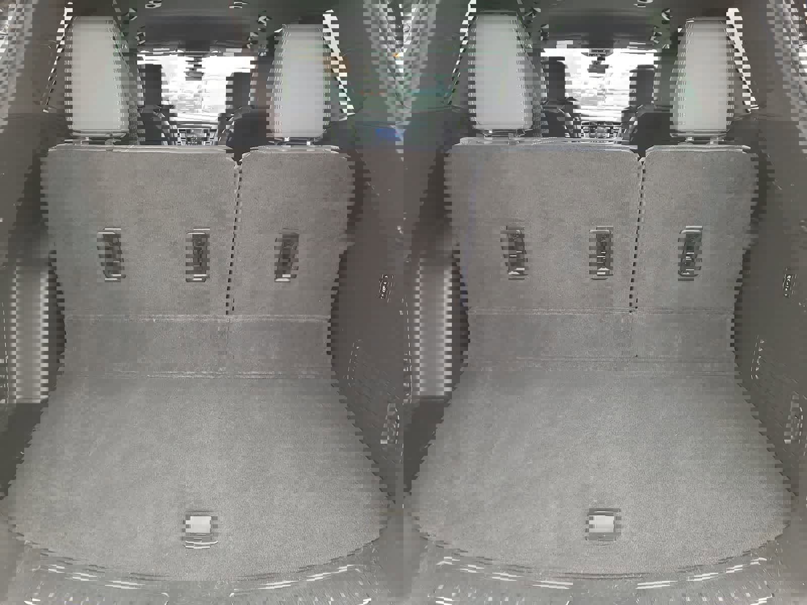 Used 2024 Buick Enclave Premium image 27