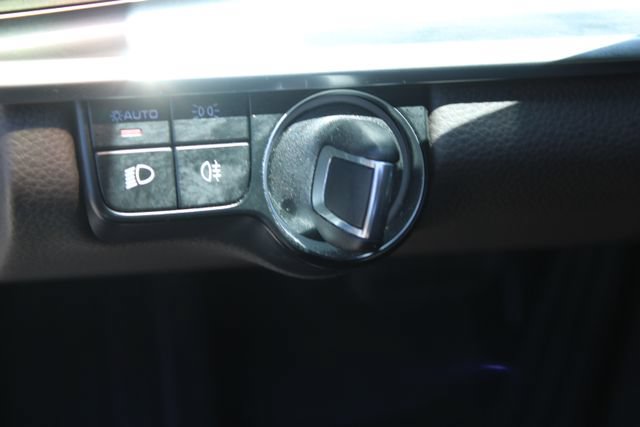 Used 2023 Porsche Panamera Platinum Edition RWD image 13
