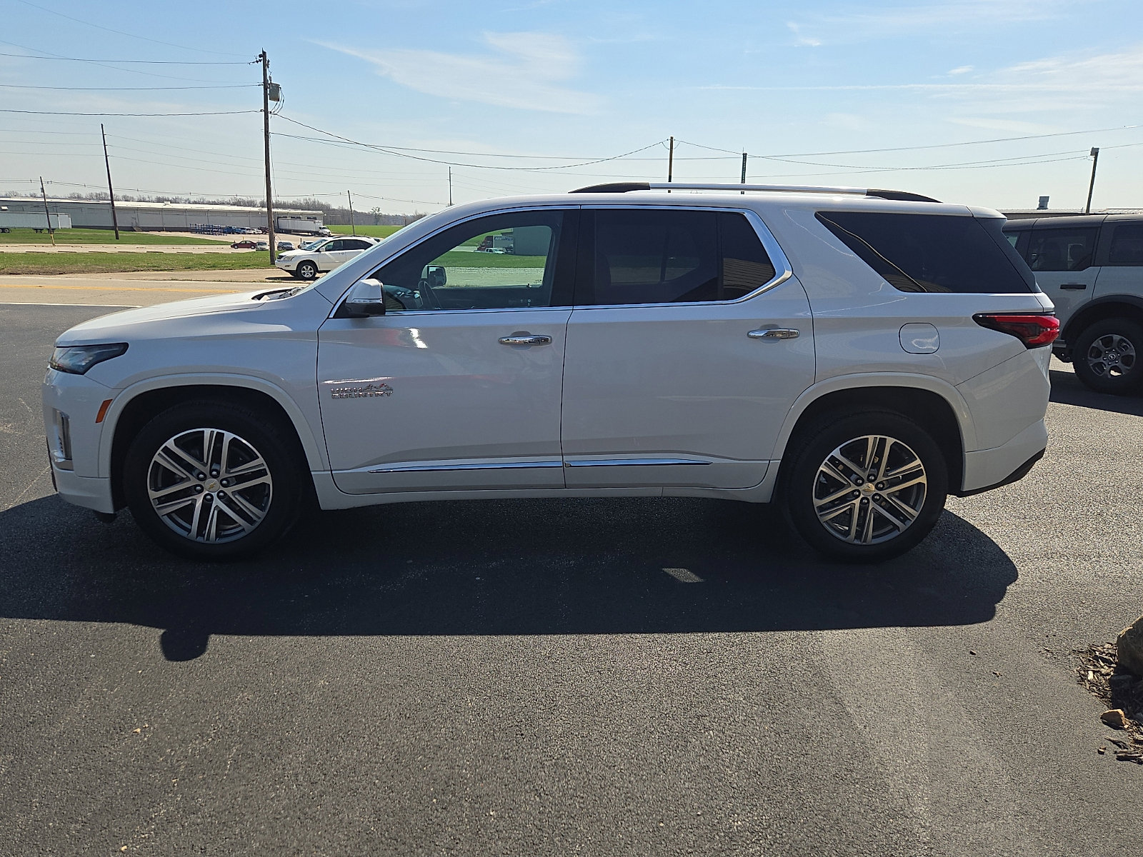 Used 2023 Chevrolet Traverse High Country w/ LPO, Floor Liner Package image 6