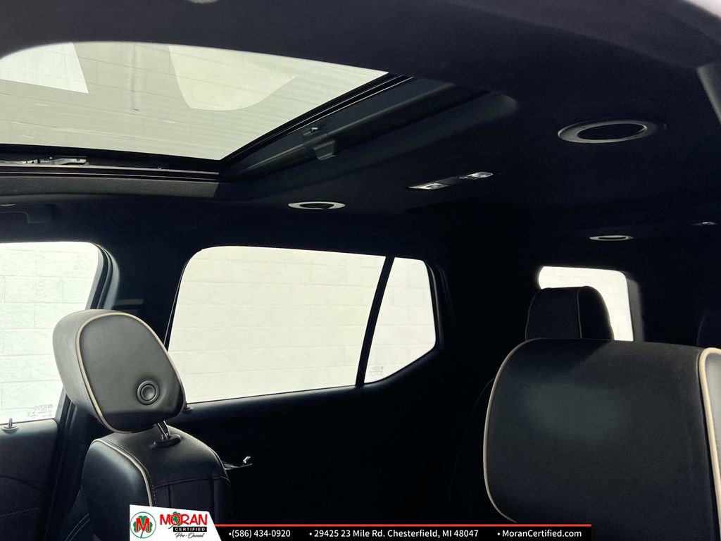 Used 2023 Chevrolet Traverse Premier w/ Redline Edition image 19