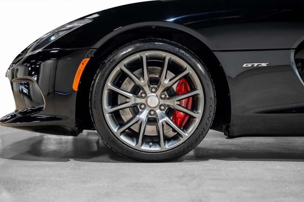 Used 2013 SRT Viper GTS w/ GTS Laguna Interior Pkg image 31