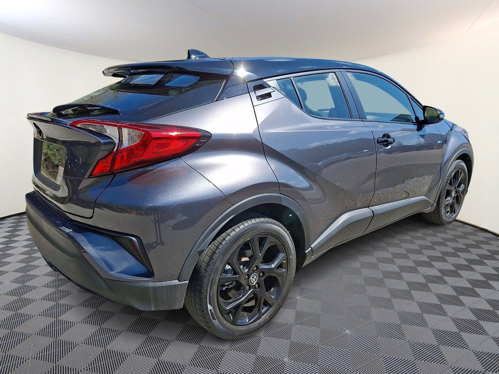 Used 2021 Toyota C-HR Nightshade image 6
