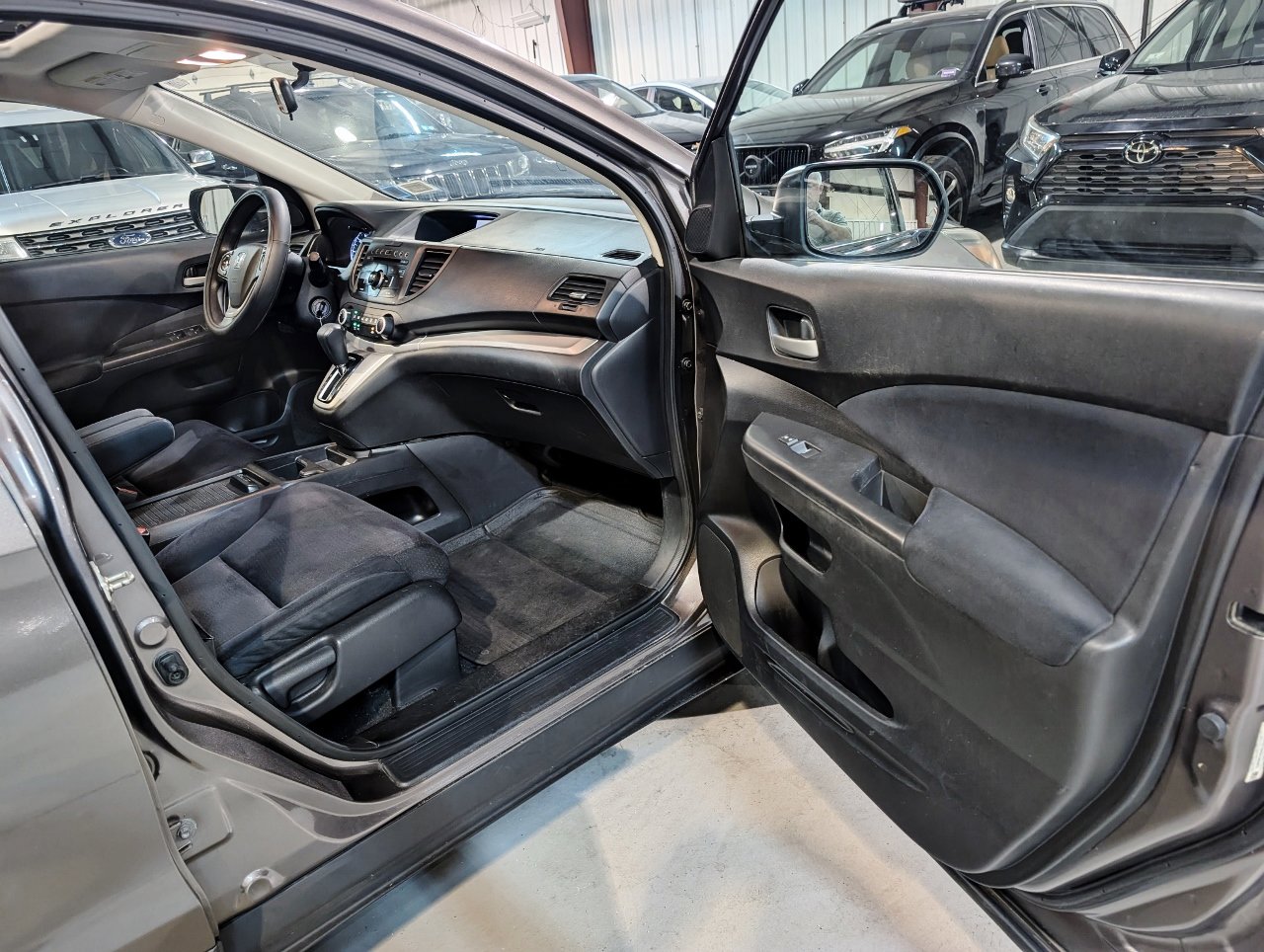 Used 2014 Honda CR-V EX image 26