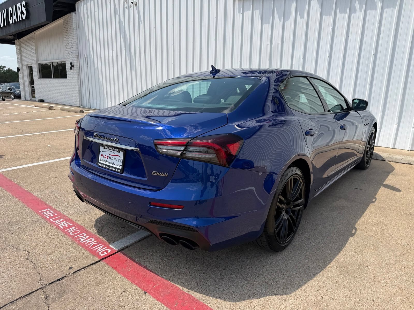 Used 2023 Maserati Ghibli Modena RWD image 7