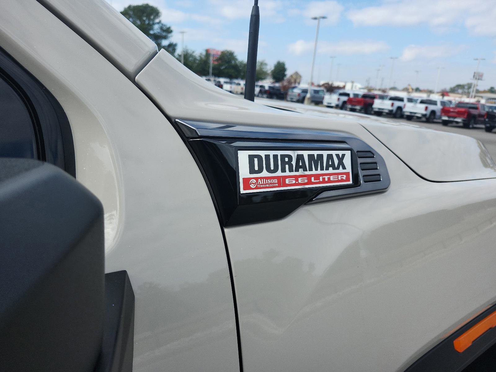 New 2026 GMC Sierra 2500 AT4 w/ AT4 Premium Plus Package image 5