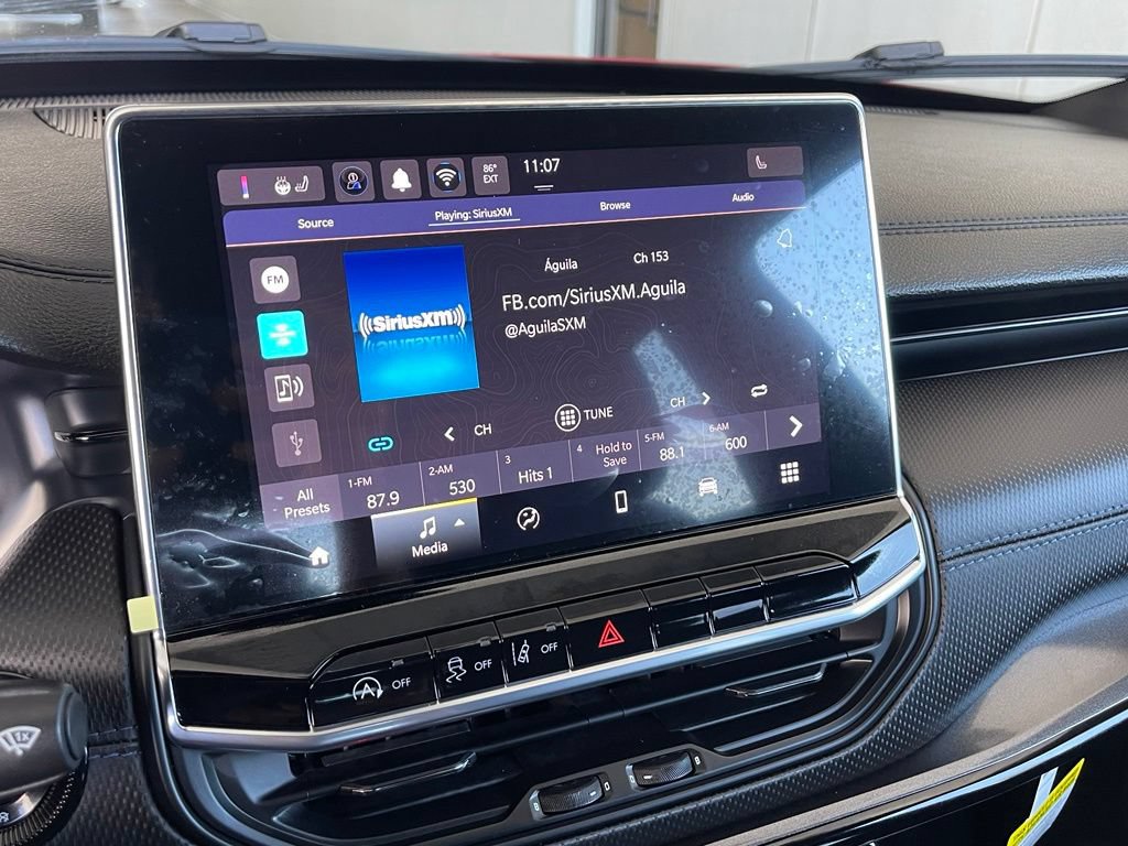 New 2026 Jeep Compass Latitude AWD/4WD image 17