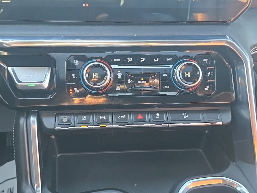 Used 2024 GMC Sierra 3500 Denali Ultimate image 28