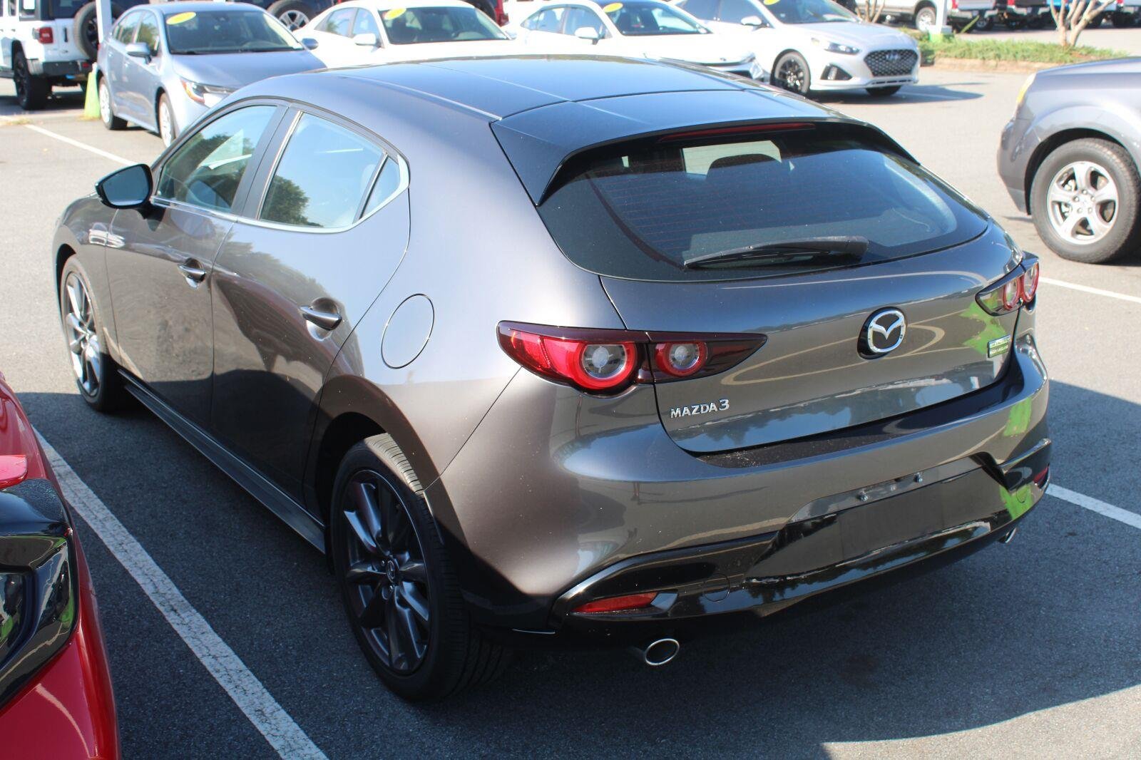 Used 2024 MAZDA MAZDA3 s FWD image 8