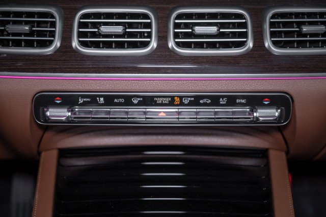 Certified 2026 Mercedes-Benz GLS 450 4MATIC image 18