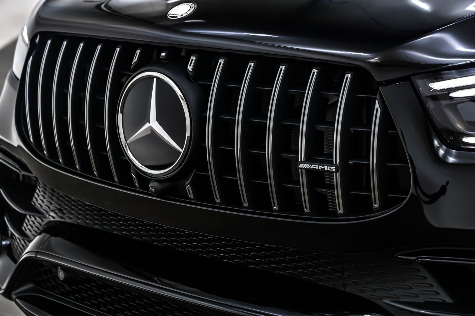 New 2026 Mercedes-Benz GLE 63 AMG S image 13