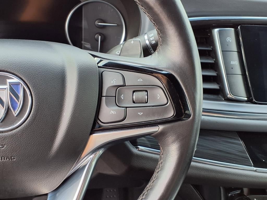 Used 2024 Buick Enclave Premium image 18