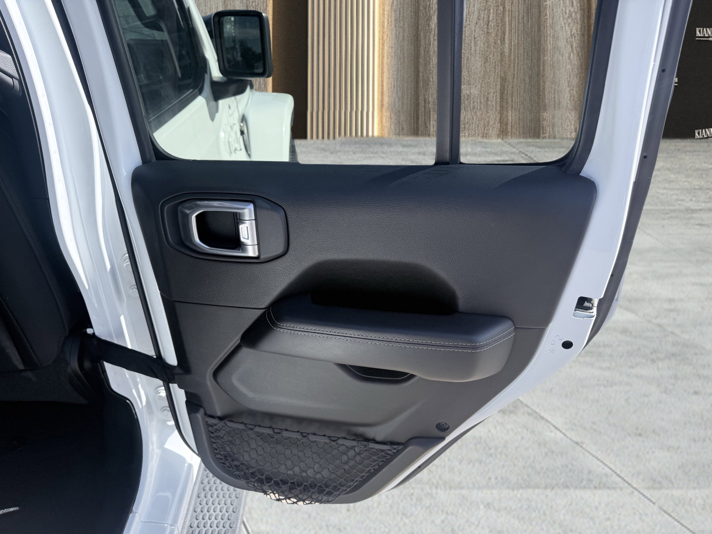 Used 2021 Jeep Wrangler Unlimited Sahara image 60