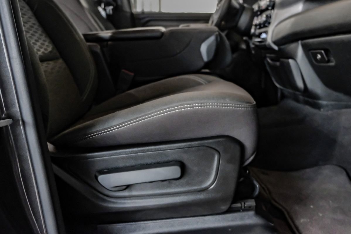 Used 2025 RAM 1500 Tradesman w/ Night Edition image 32