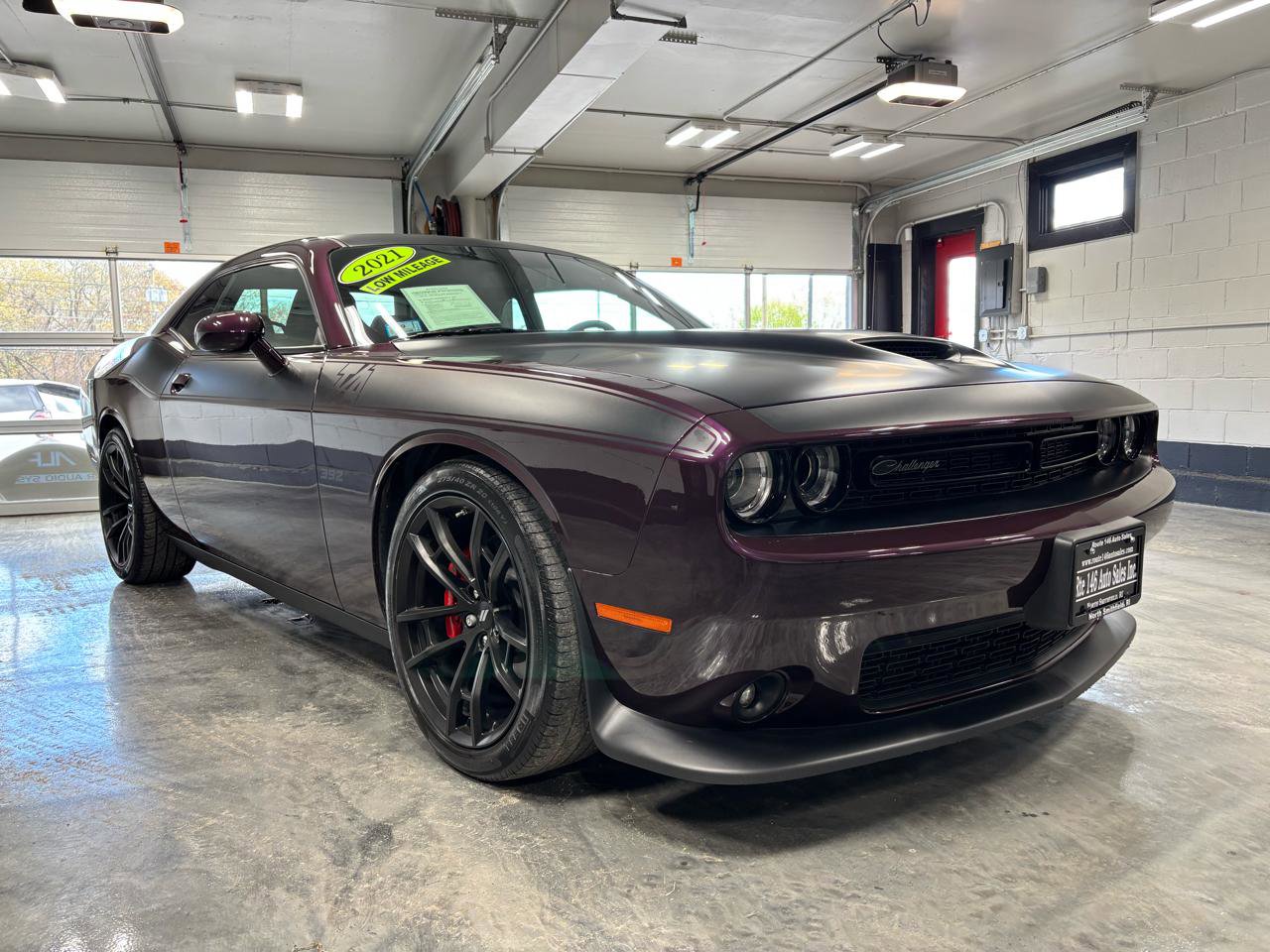Used 2021 Dodge Challenger R/T Scat Pack w/ T/A Package RWD image 2