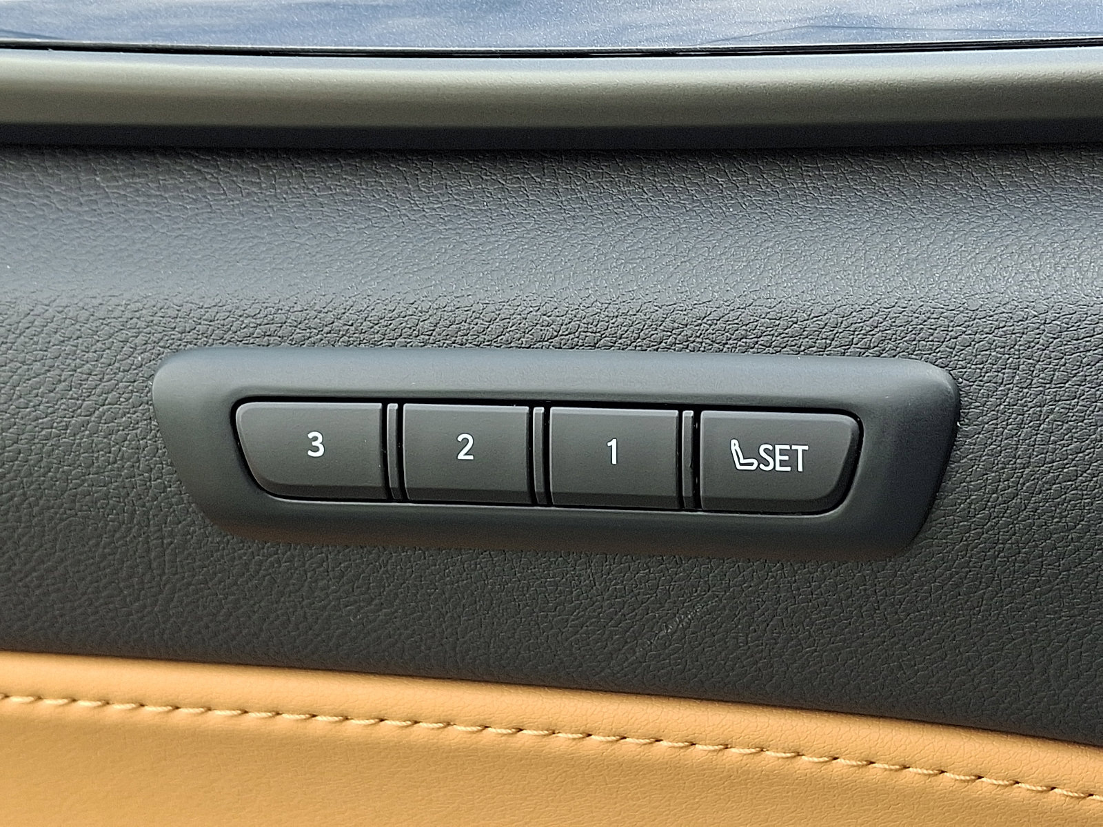 Used 2025 Lexus NX 350 AWD w/ Accessory Package (2T) image 26