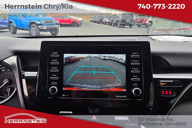 Used 2022 Toyota Camry LE FWD image 19