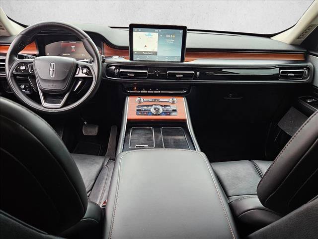 Used 2020 Lincoln Aviator Reserve w/ Equipment Group 201A AWD/4WD image 17