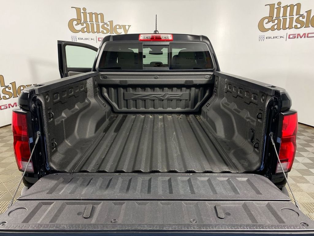 Certified 2024 Chevrolet Colorado ZR2 w/ Technology Package AWD/4WD image 22