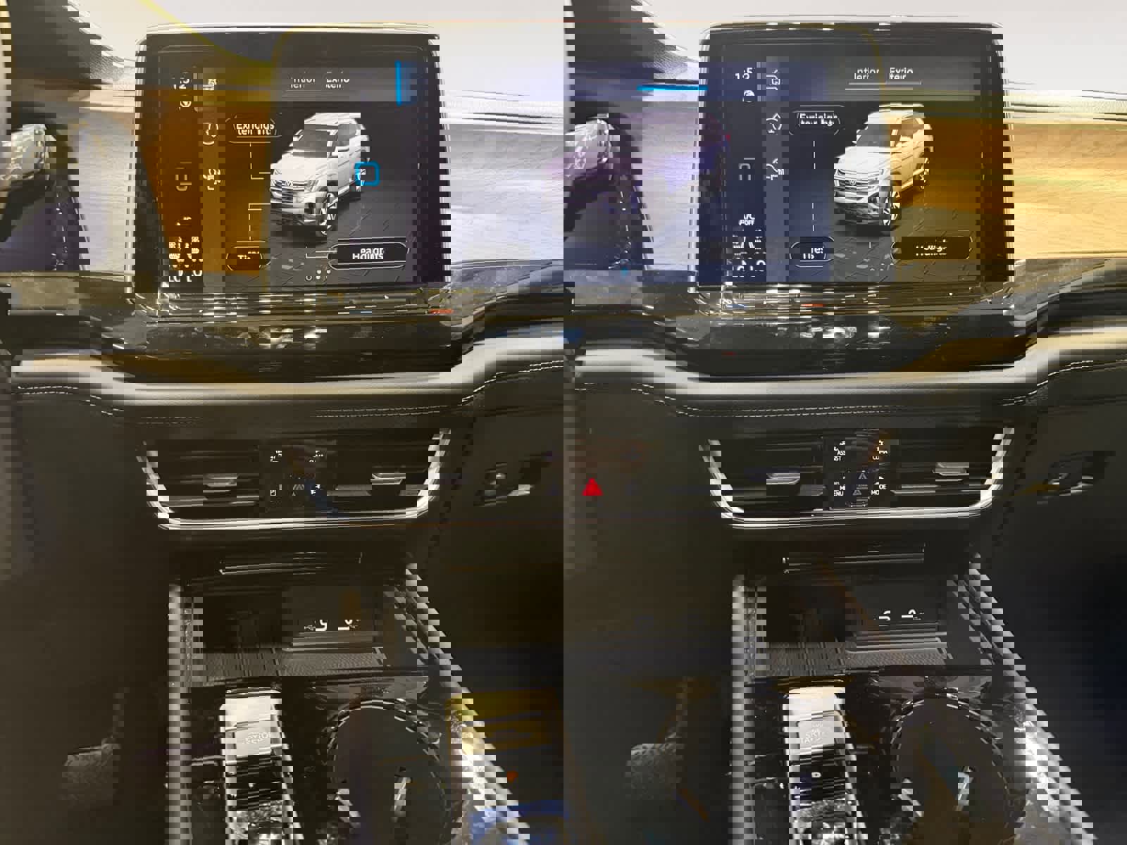 Used 2025 Volkswagen Atlas SE image 12