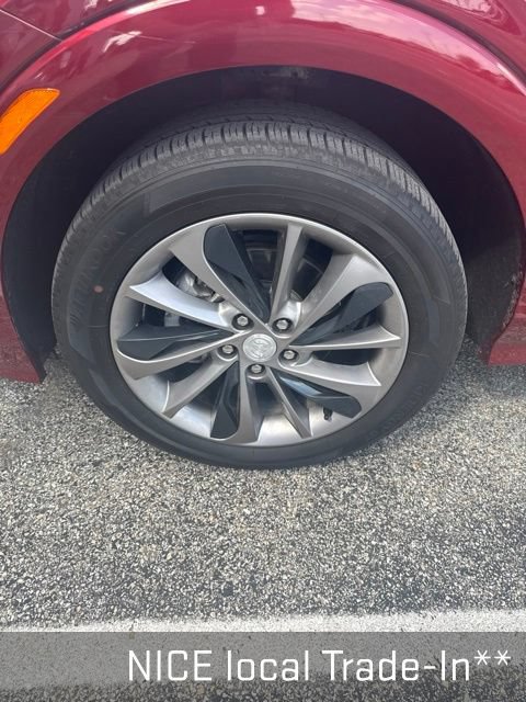 Used 2023 Buick Encore GX Select w/ Sport Touring Package FWD image 3