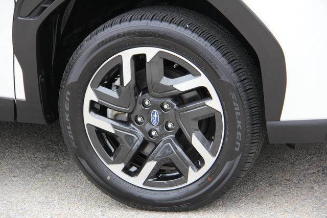 Used 2025 Subaru Forester Premium AWD/4WD image 14