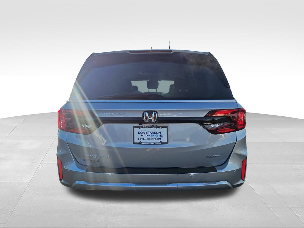 Used 2025 Honda Odyssey Elite image 4