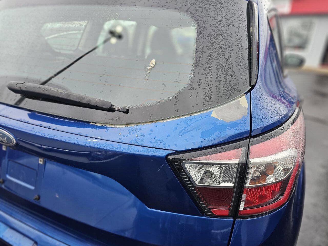 Used 2018 Ford Escape S image 9