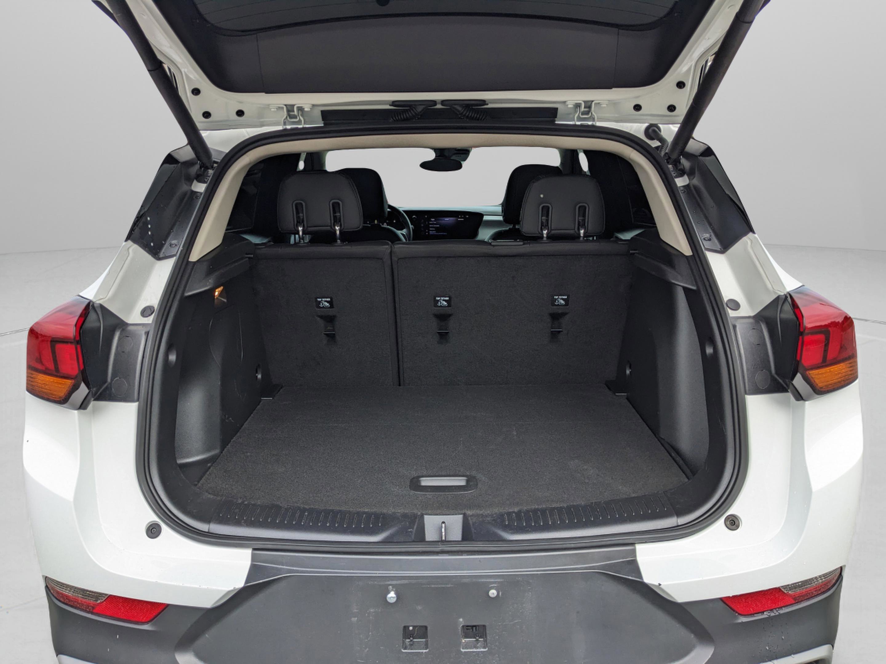 Used 2025 Buick Encore GX Preferred image 11