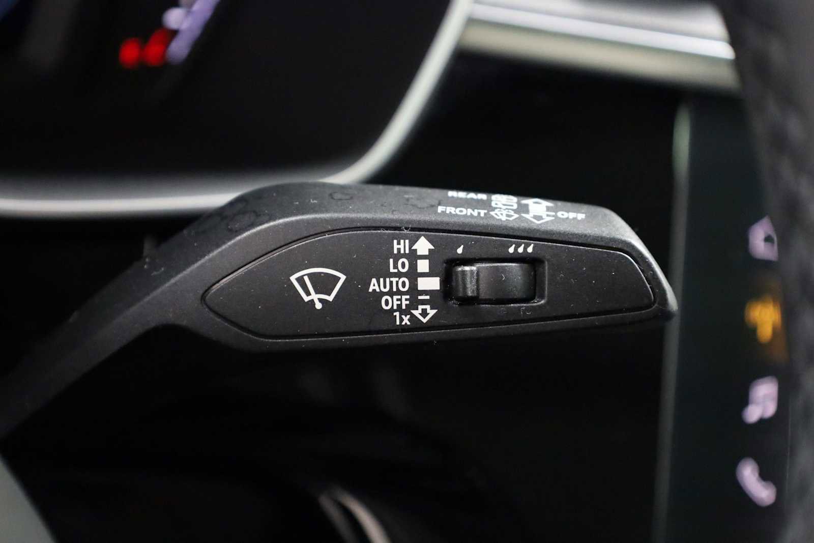 Used 2023 Audi Q3 2.0T Premium w/ Convenience Package image 27