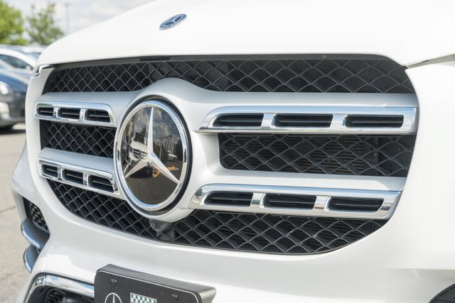 Used 2023 Mercedes-Benz GLS 450 4MATIC image 13