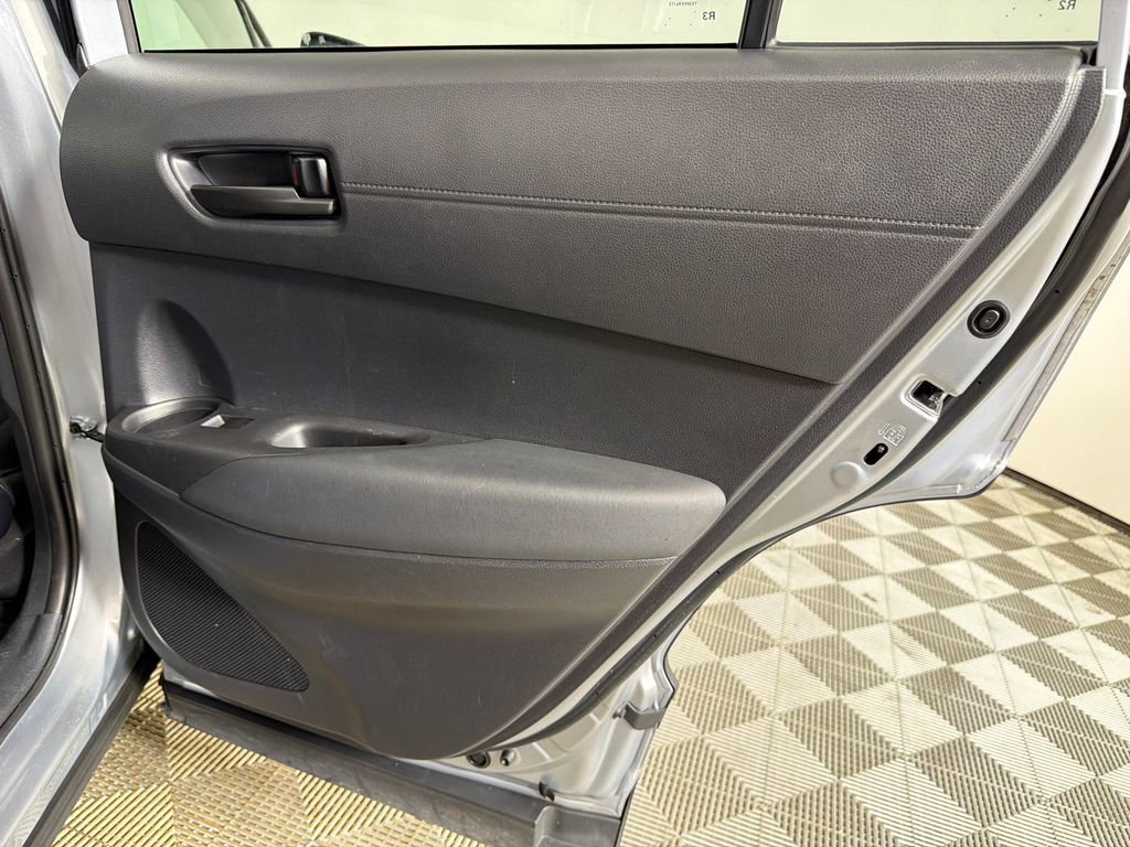 Used 2022 Toyota Corolla Cross LE w/ Moonroof Package FWD image 17