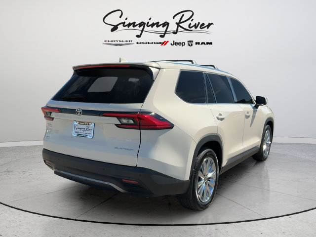Used 2024 Toyota Grand Highlander AWD image 7