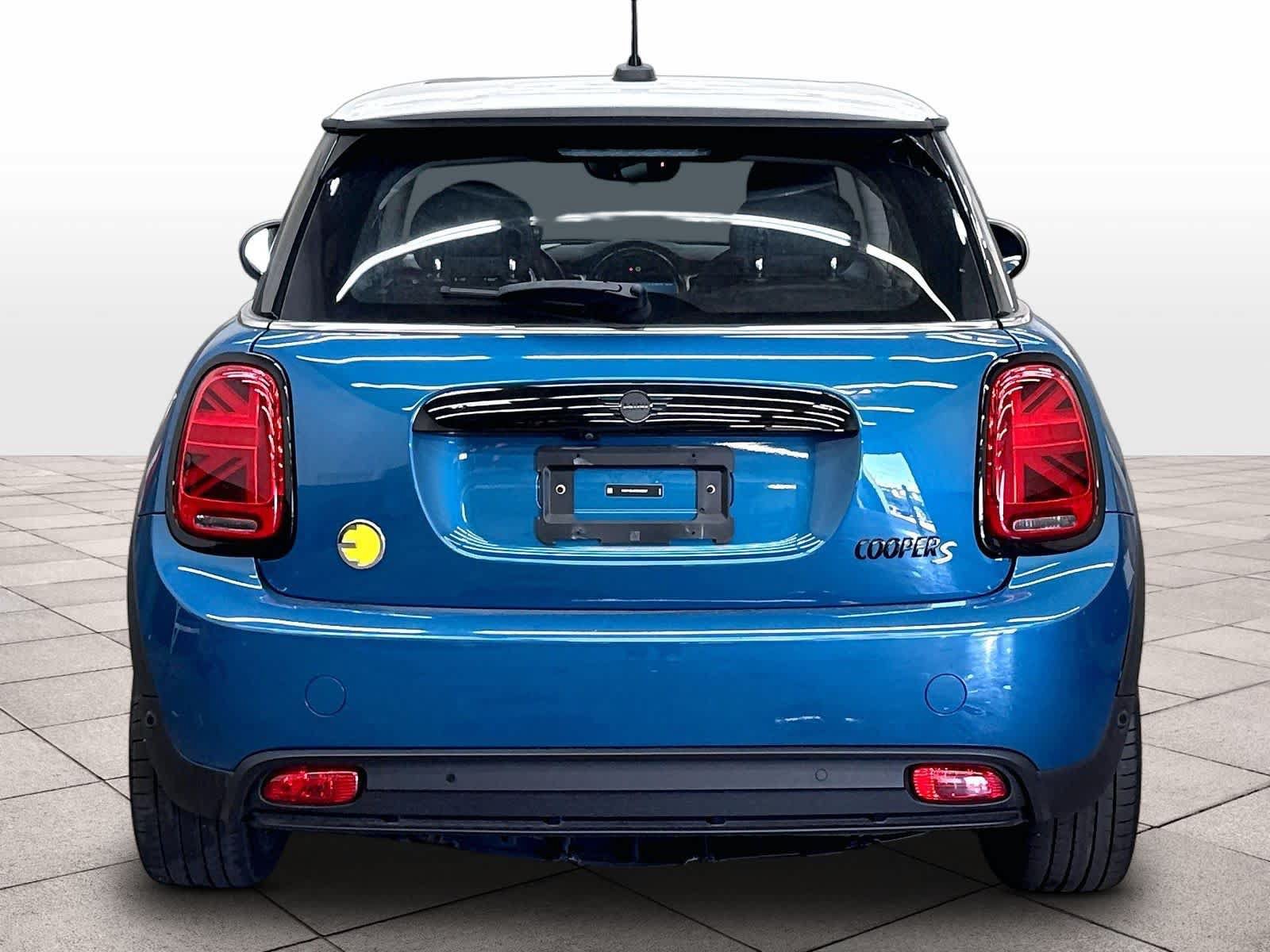 Used 2024 MINI Cooper SE FWD image 7