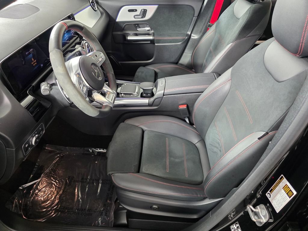 Used 2023 Mercedes-Benz GLA 35 AMG 4MATIC image 9
