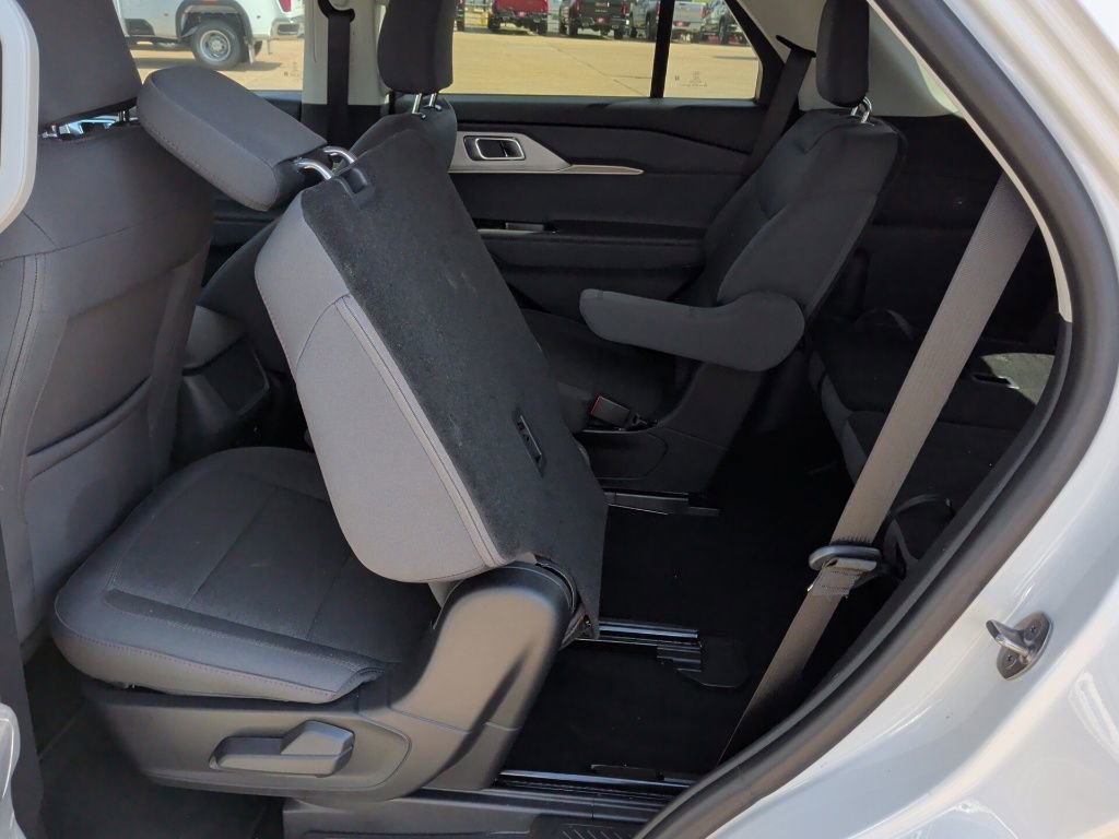 Used 2026 Ford Explorer Active image 36