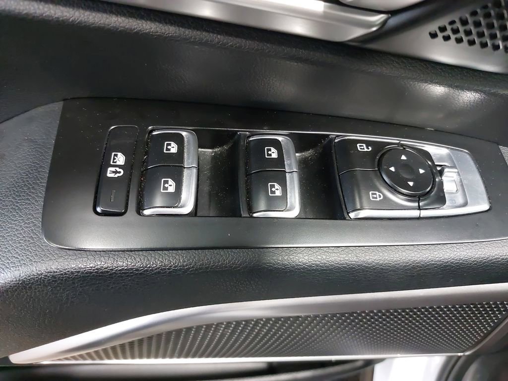 Used 2025 Kia Telluride S image 29