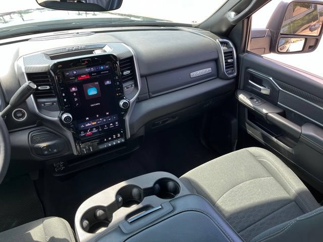 Used 2025 RAM 2500 Big Horn AWD/4WD image 15