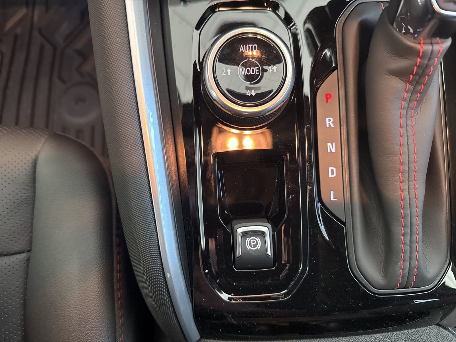 New 2026 Chevrolet Colorado Z71 w/ Technology Package image 23