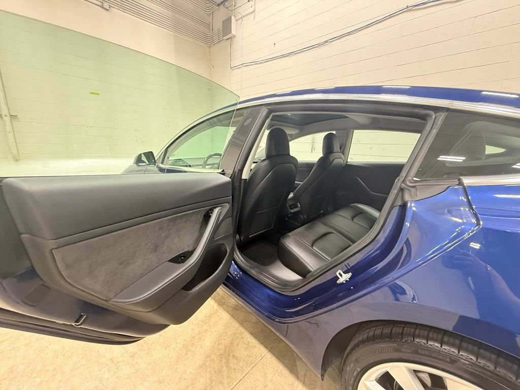 Used 2019 Tesla Model 3 Standard Range Plus RWD image 32