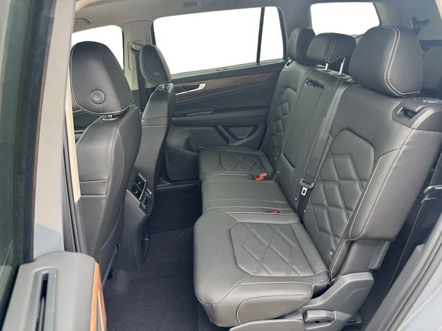 New 2026 Volkswagen Atlas SE FWD image 11