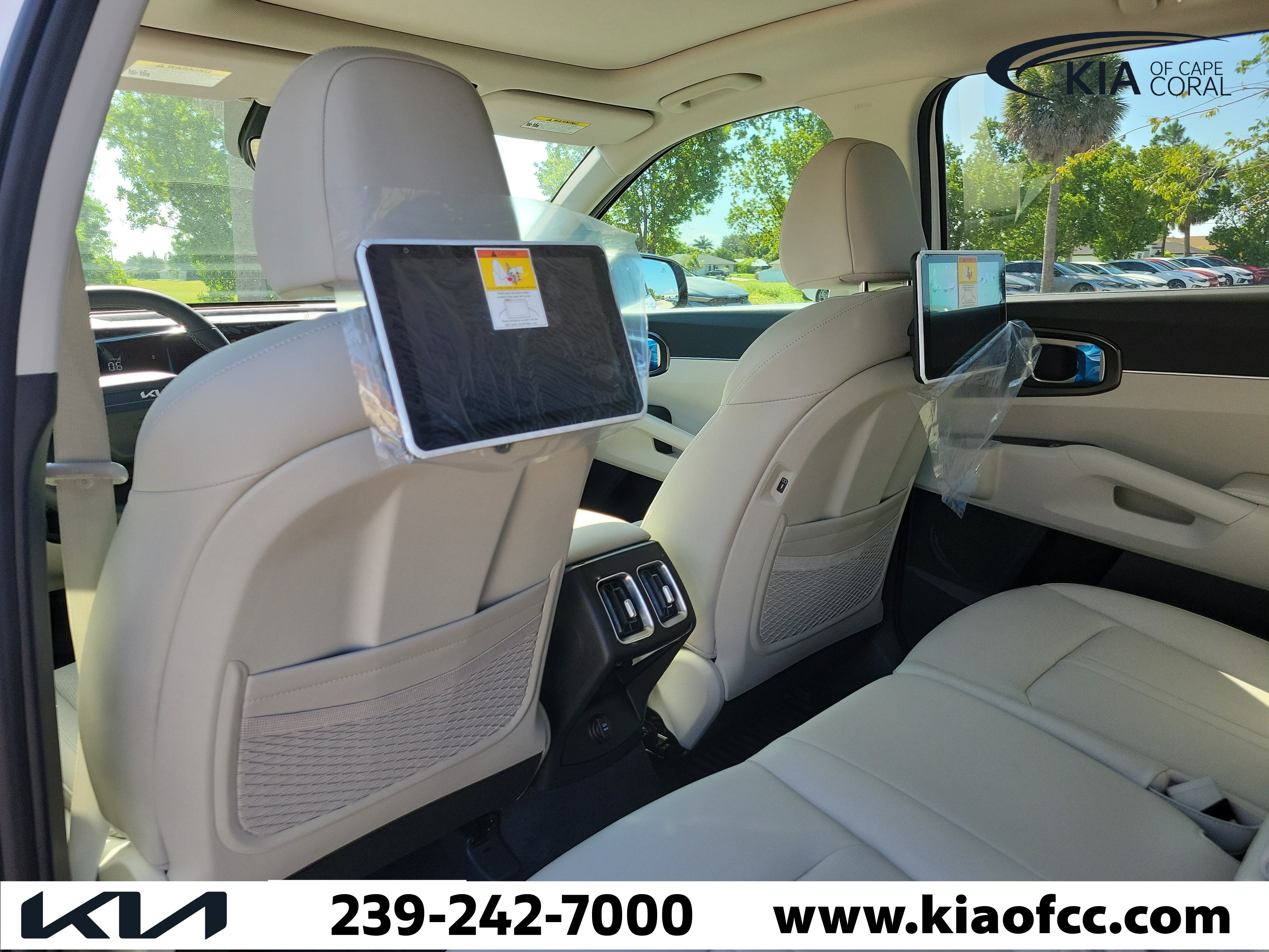 New 2026 Kia Sorento S w/ S Panoramic Sunroof Package FWD image 12